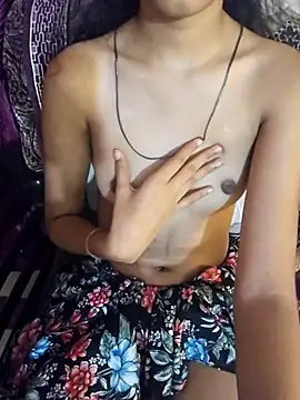 Lusty-Dishuu webcam