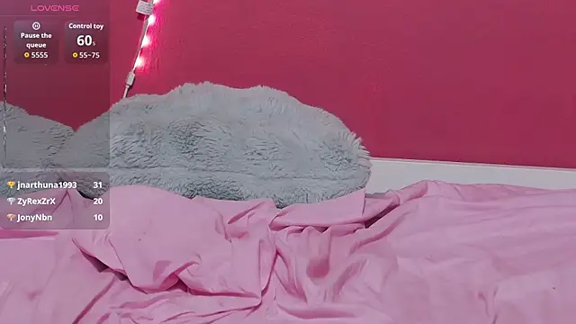 AmaraDubois webcam