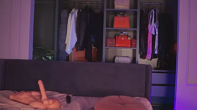 Monique_Celeste webcam