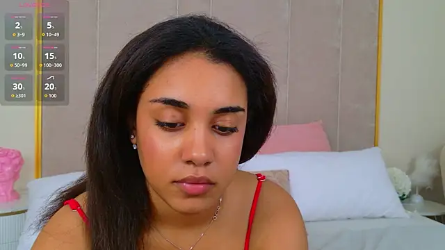 Luna_Cortier webcam