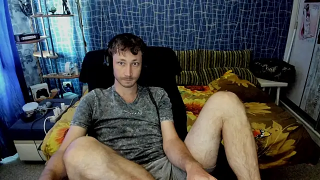 CuteBoy228 webcam