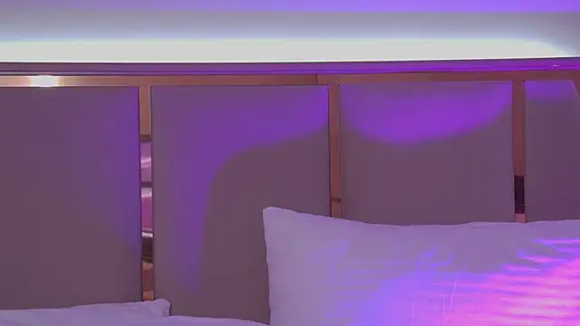 CindyMil webcam