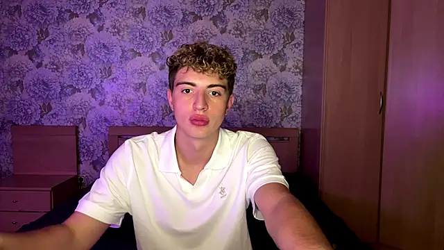 AlfredSweet webcam