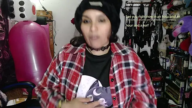 kureiji_hentaii webcam