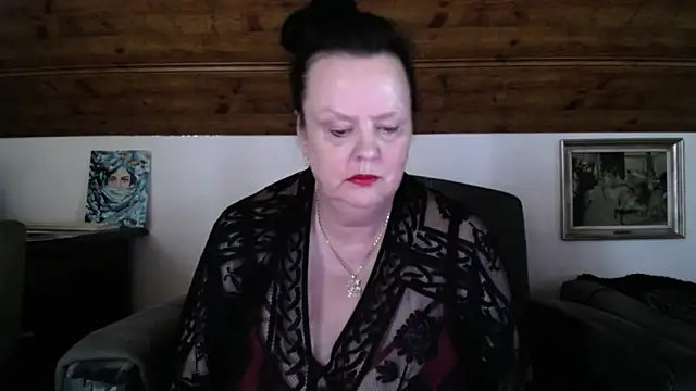 TiffanyMature webcam