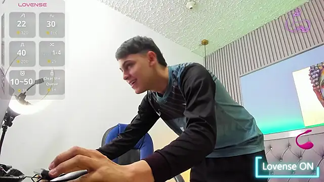 Ethanx18_ webcam