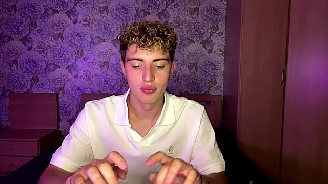 AlfredSweet webcam