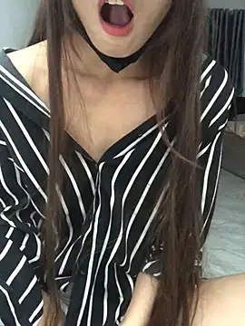 Writhing_First webcam