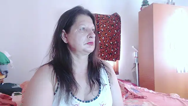 ExtasyMature webcam