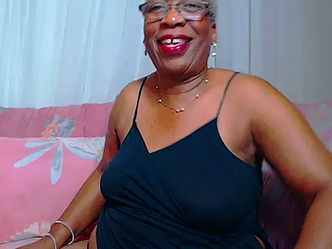 Freakyassnwildx webcam