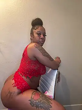 MissAuthority webcam