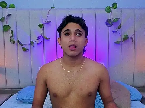 Morgan_Bladee webcam