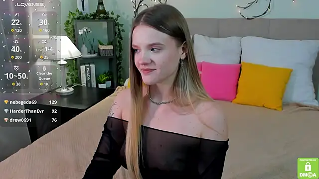 Emma_peach webcam