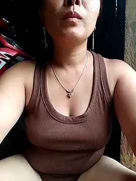 angelina-luxxy - Angelina-Luxxy's free webcam - UK Sex Cams