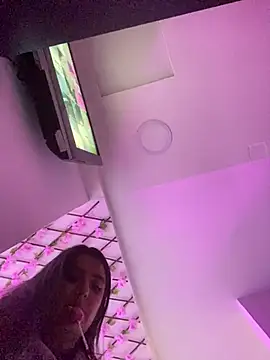 Megan_pink18 webcam