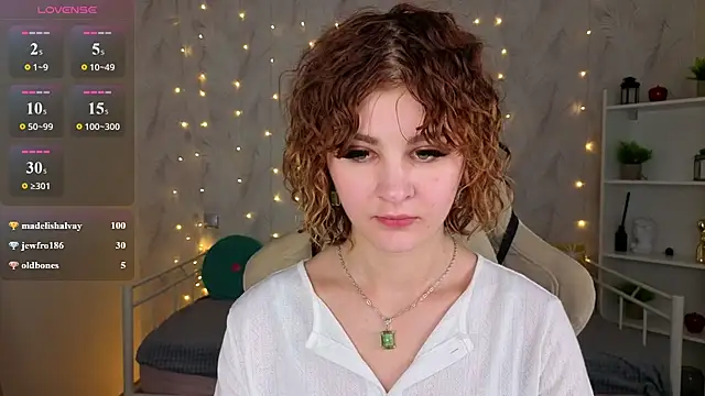Kira__Fluffy webcam