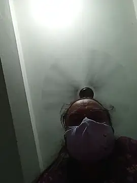 MoonLusty webcam