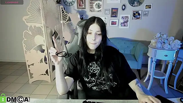 DianaRayyy webcam