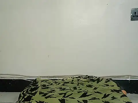 Toxic_melanin webcam