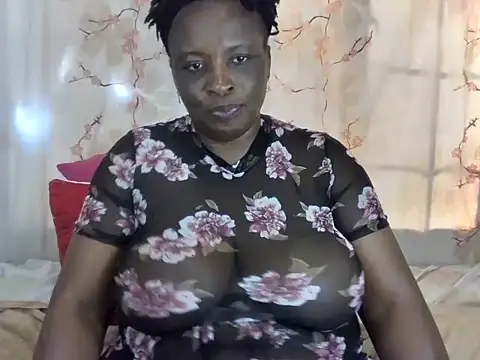 DARKCHOCBOOBS29 webcam