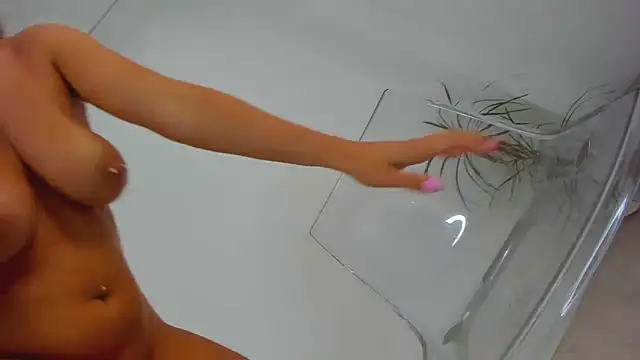 DiamondKay webcam
