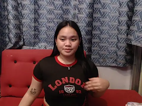 prettykrysgirl webcam