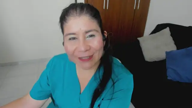 kiraGeiner webcam