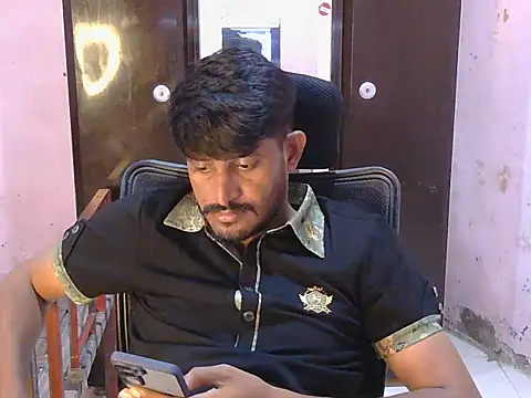 HotXKrish webcam