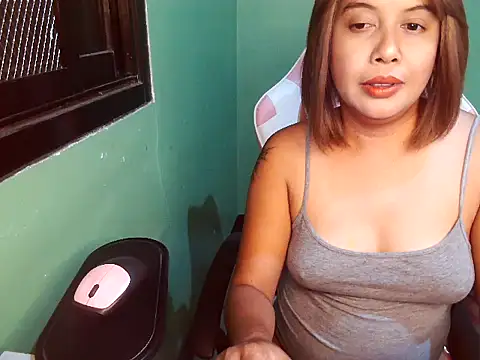 yvaine webcam
