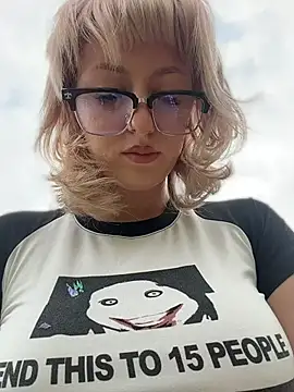 RonnieKiss webcam