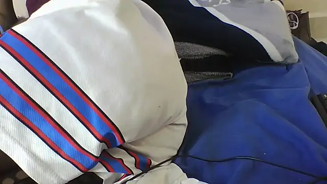 Naughtybadgal webcam