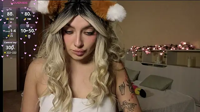 Emily_Bloom_119 webcam