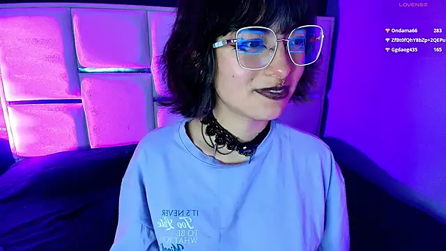BadEmyXO webcam