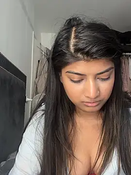 naughtywhisper784 webcam