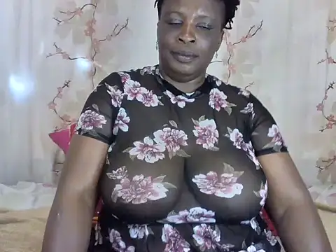 DARKCHOCBOOBS29 webcam