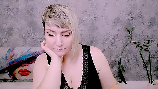 Djullia webcam