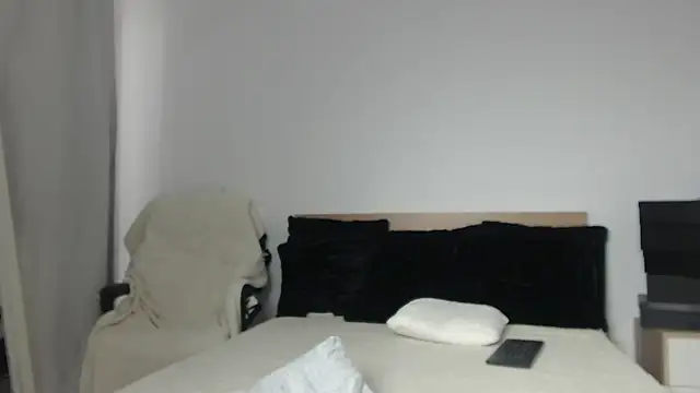 Layla23a webcam