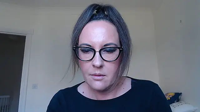 Humiliatrixxxx webcam