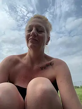 TheSweetestSlut webcam