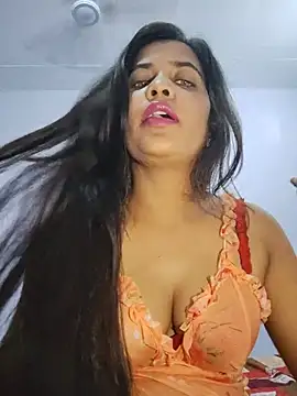 cute_radhikaa webcam