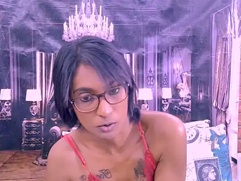 IndianRebel4u2Luv webcam