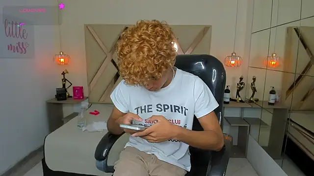 Anyelo_Twink webcam