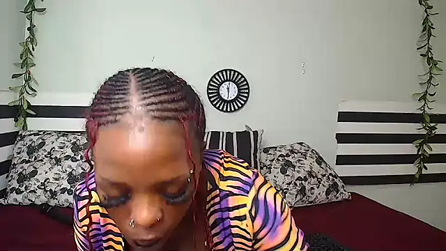 FreakyNubian webcam