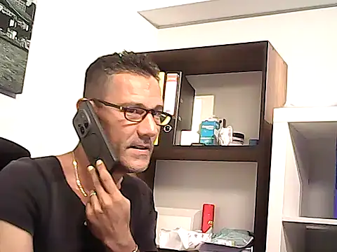 mastercharisma35 webcam