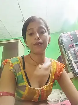 Cut_shivi56 webcam