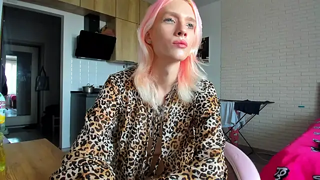 _Alice_Kitty Live Web Cam Show