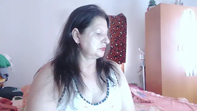 ExtasyMature webcam