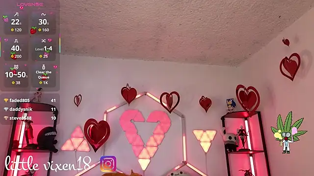 littlevixen18 webcam