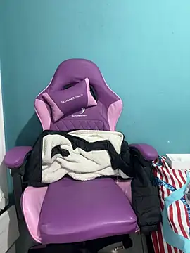 April_Becker webcam