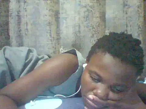 tina_2030 webcam